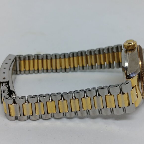 VINTAGE Jules Jurgensen 5901C Women’s 25mm Two Tone Japanese Quartz Watch